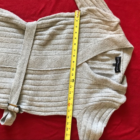 Kendall + Kylie Ribbed Belted Sweater Dress - Picture 7 of 8